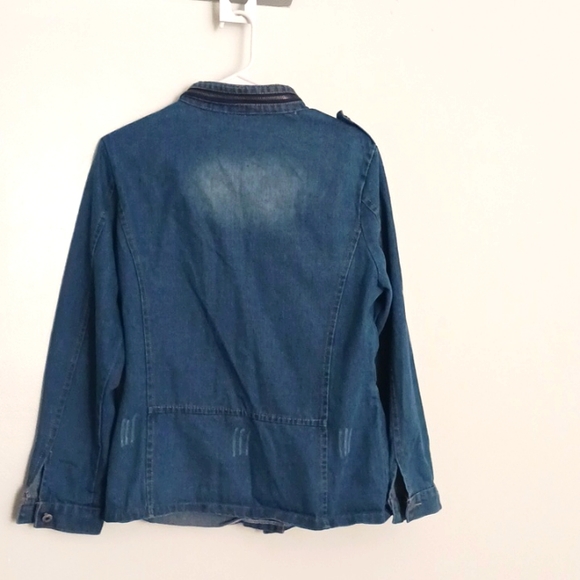 Jacket - Picture 2 of 3